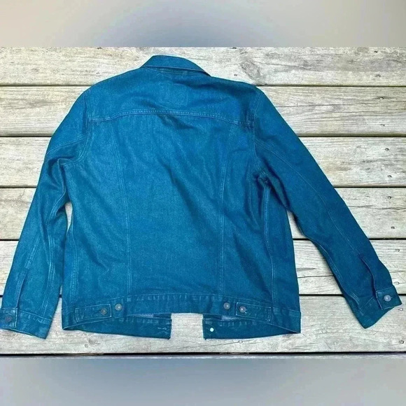 Levi’s Jean Jacket - Picture 4 of 4